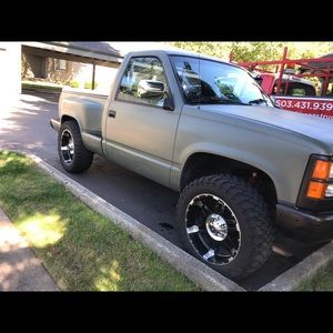 Meet your Posher, Eric